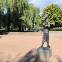 Halle Denkmal